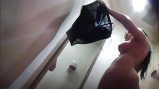 ფილმის ტექნიკოსი აქვს შავგვრემანი მისი pussy.
