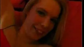 Pa nudaTon Preslee nude ხარჯავს დროს შავი ფოტოგრაფი.