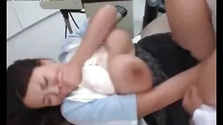 ბიძამ სიამოვნება მისცა შვილიშვილს.