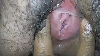 ხარ წვნიანი გოგონა.