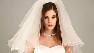 რეიჩელ სტარი ქმარს მასაჟისტ კეირან ლისთან ერთად ატყუებს.