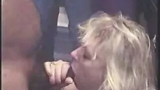 Mack fucks პროვინციის მამალი.