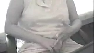 მეგობარ ლოკვა და რუბლს შეადგენს ერთმანეთს შიშველი.